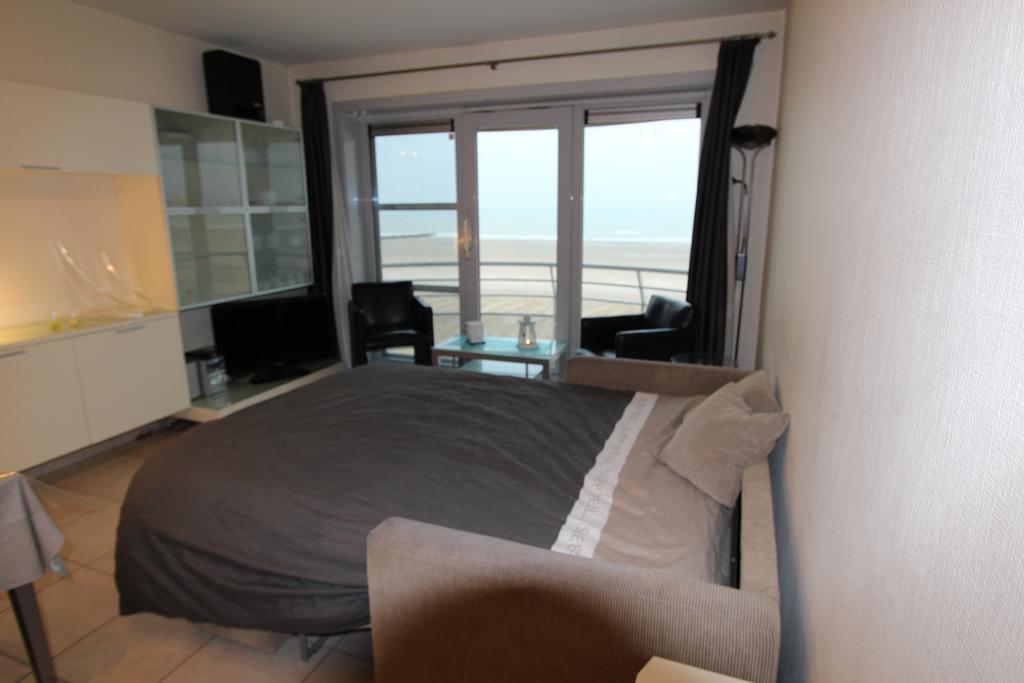 Appartement Zeezicht Остенде Номер фото